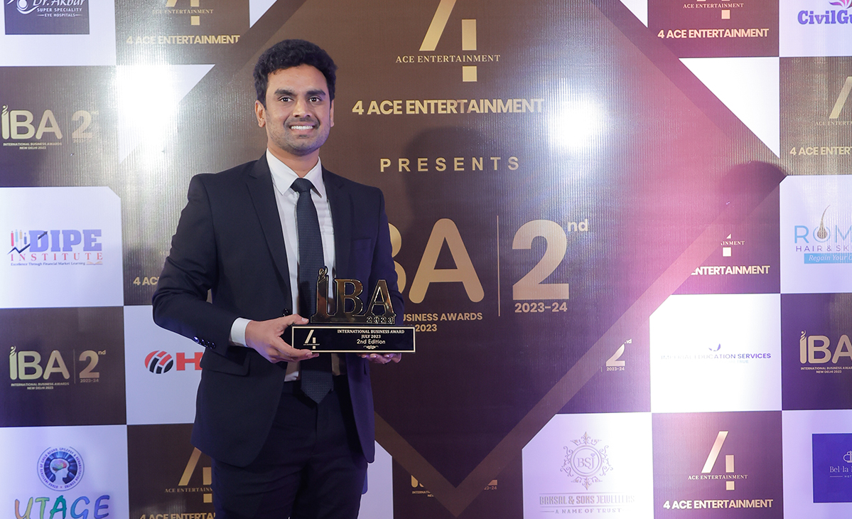 Glint Creatives receiving IBA 2023 award New Delhi